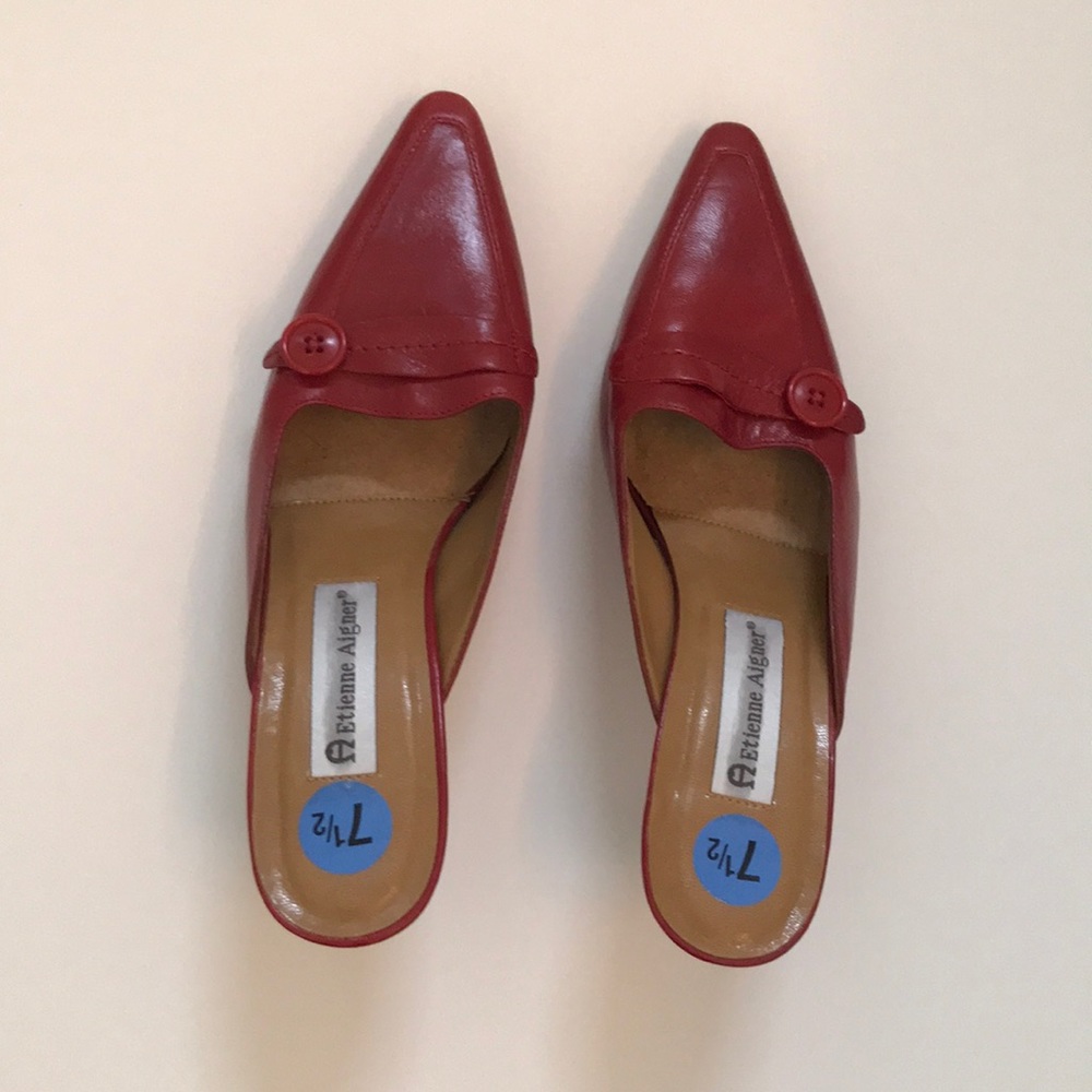 Etienne Aigner red shoes - BNWT - Size 7.5